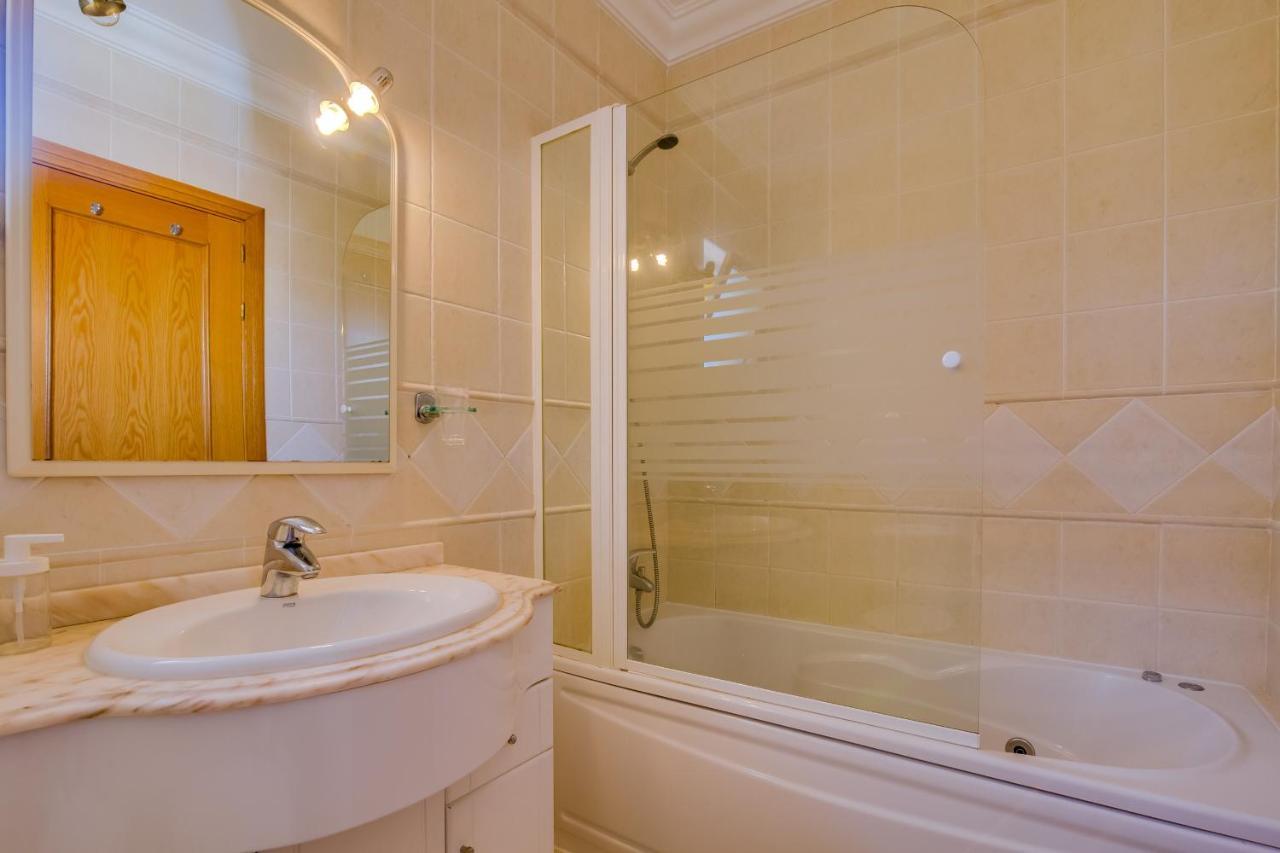 Isis - 2 Bedrooms In 빌라모라 외부 사진