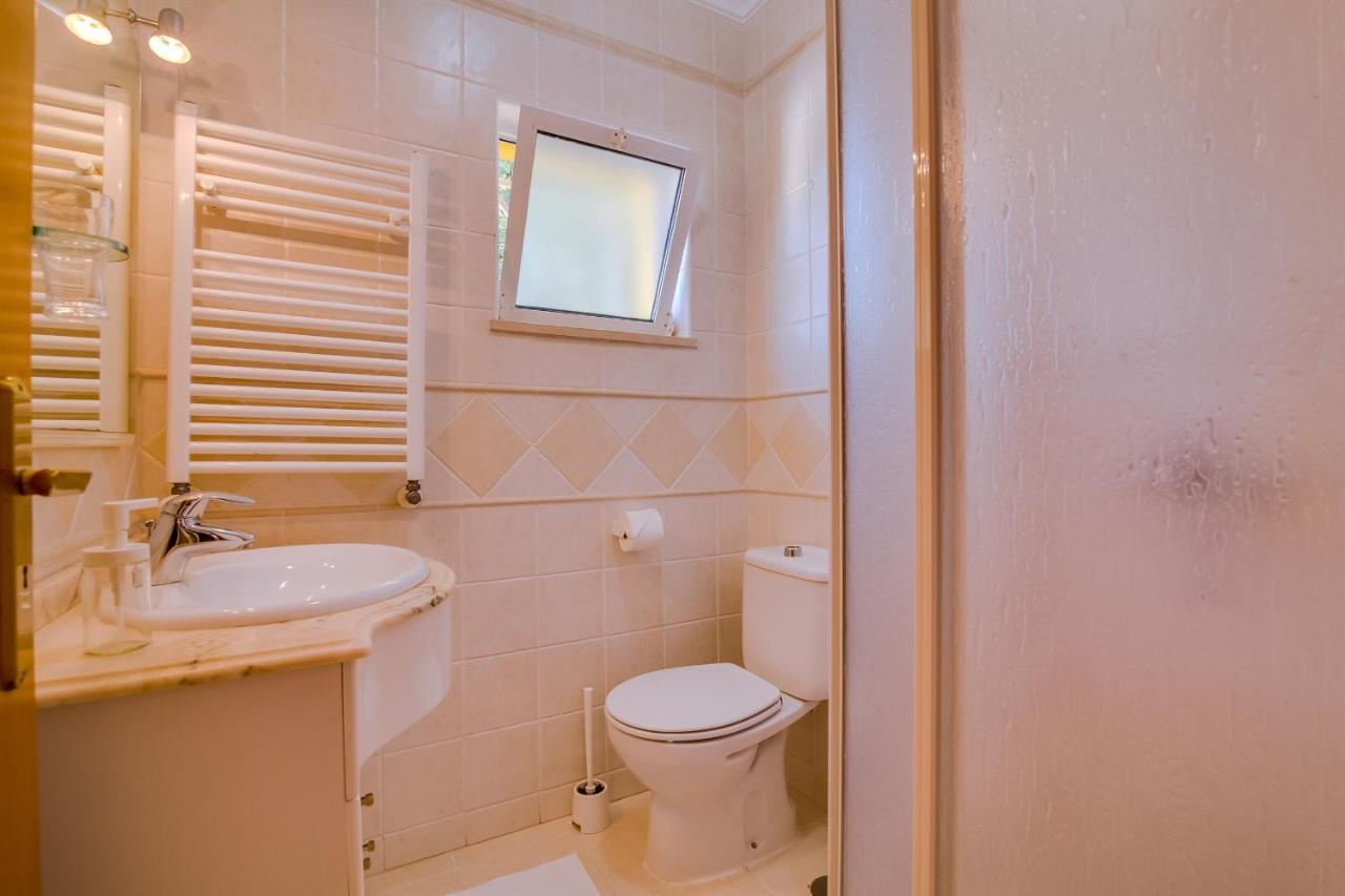 Isis - 2 Bedrooms In 빌라모라 외부 사진